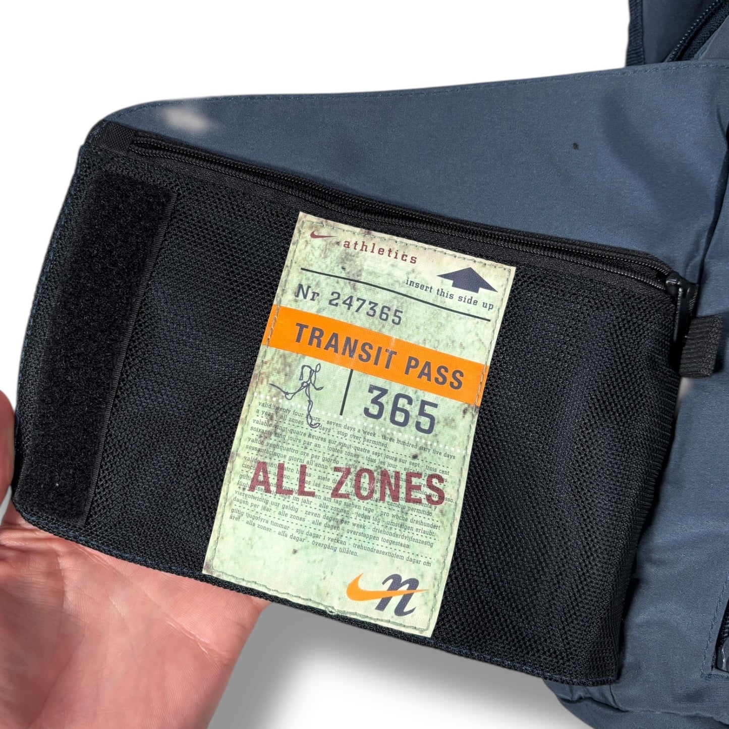 Nike 00’s Multipocket Shoulder Bag