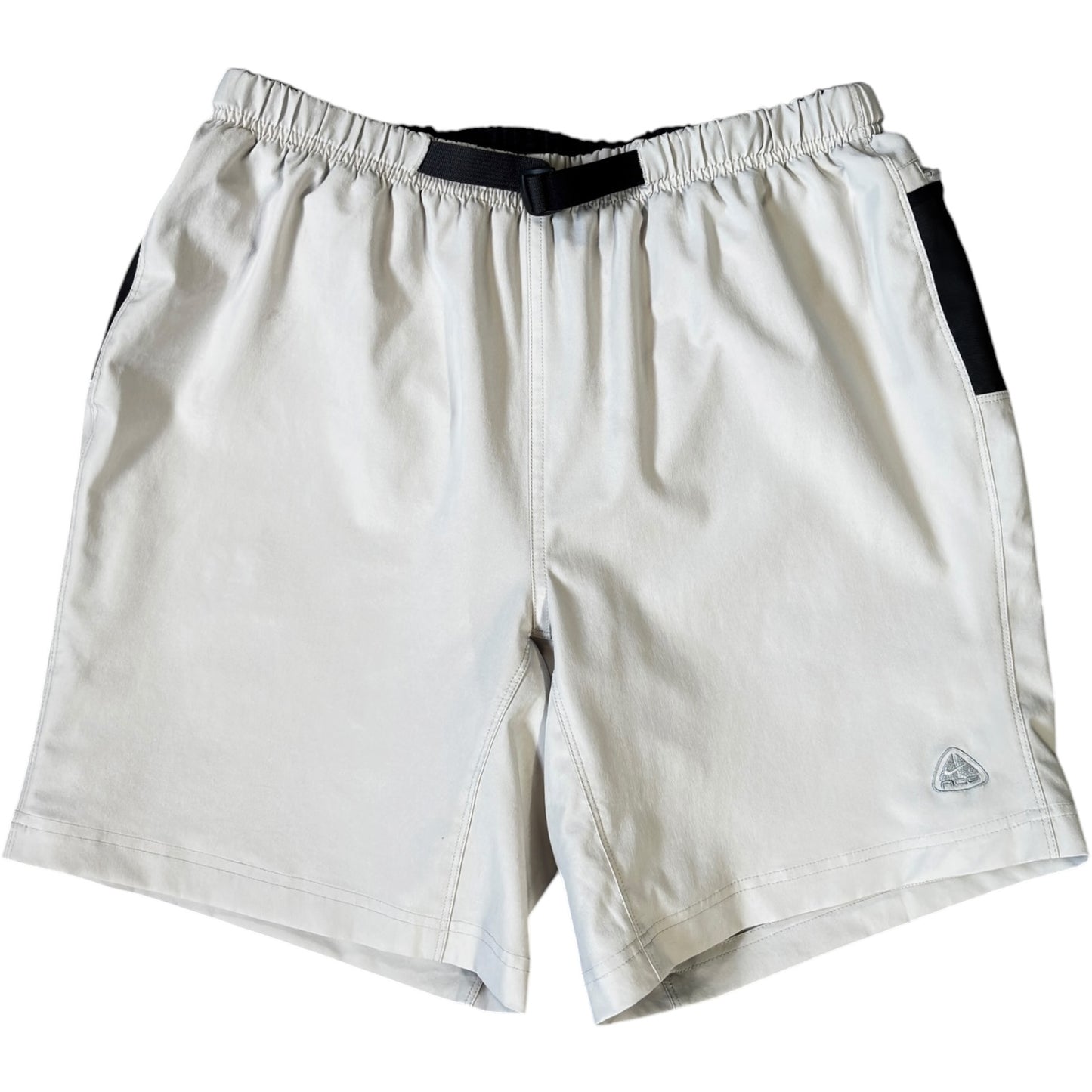 Nike ACG 00’s Dri-FIT Shorts W30