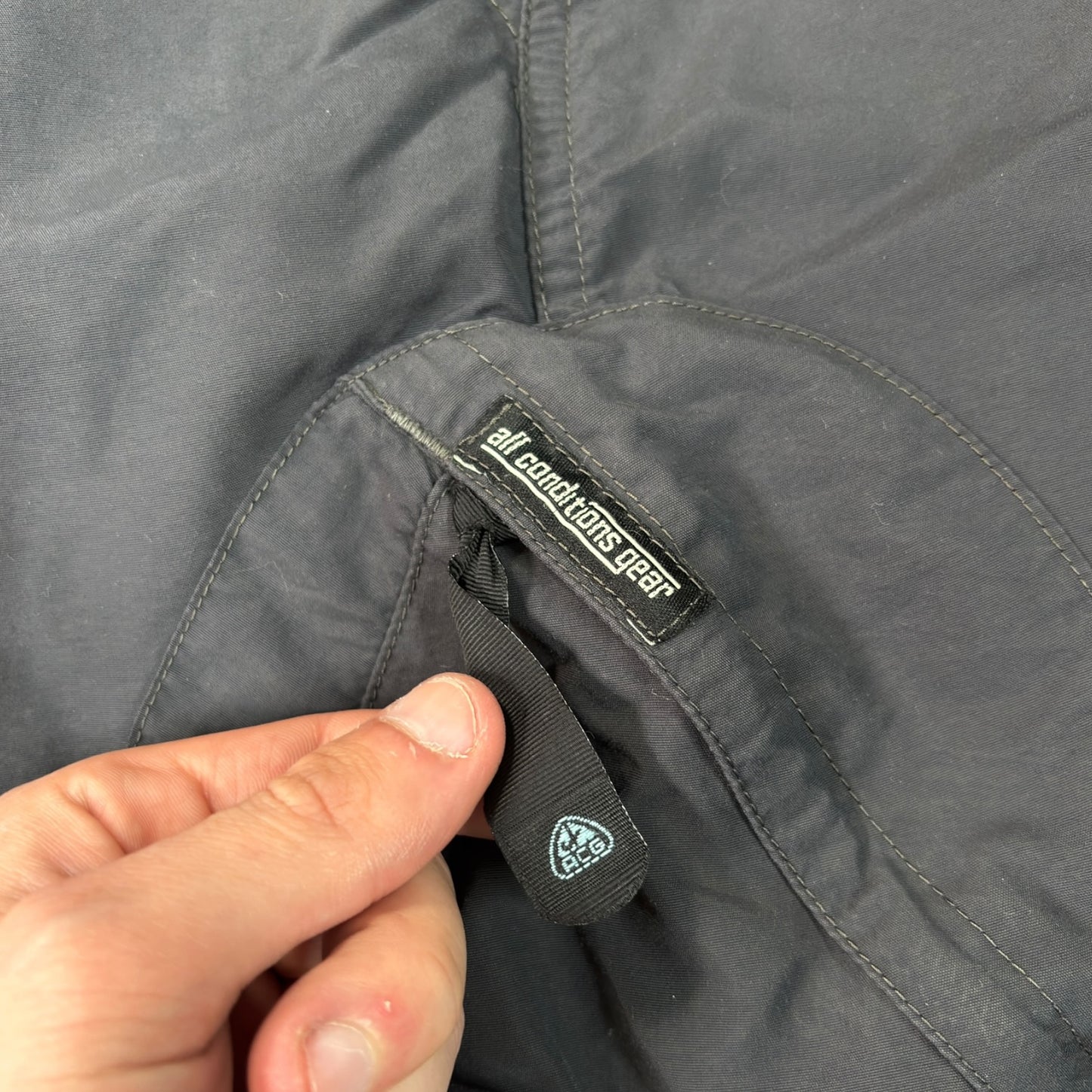 Nike ACG 2000 Cargo Shorts W36