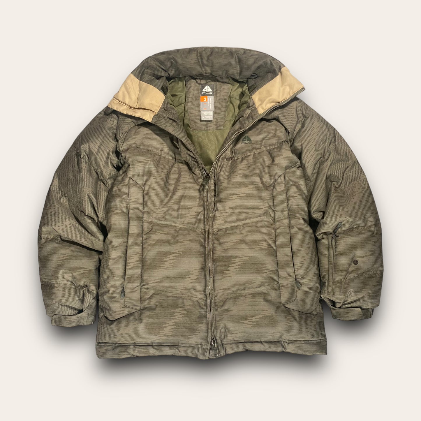 Nike ACG 650 Down Filled Puffer Jacket L