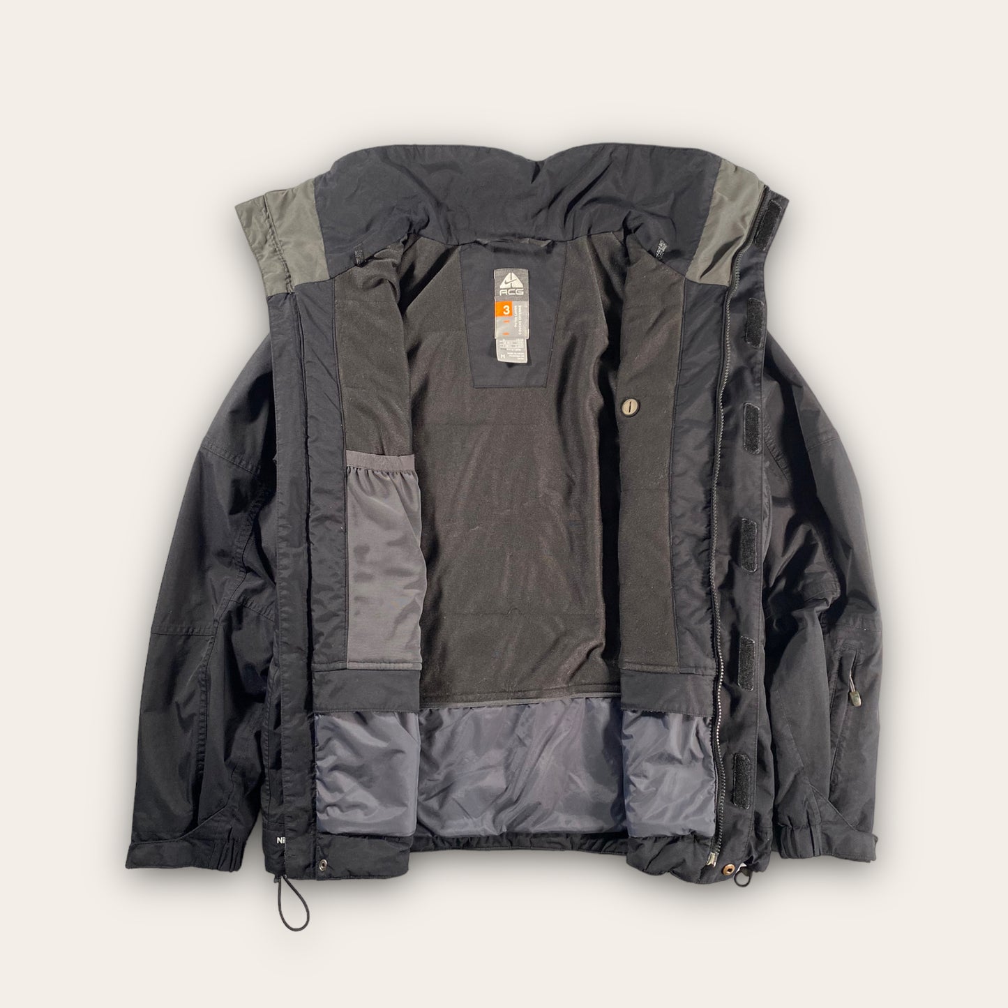 Nike ACG Multi Pocket Heavyweight Jacket L